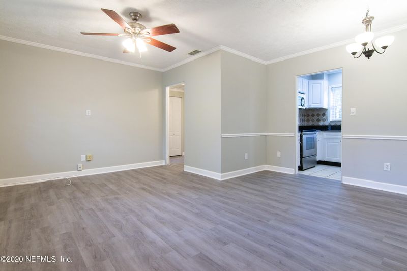 2469 Brownwood Rd, Jacksonville, FL 32207