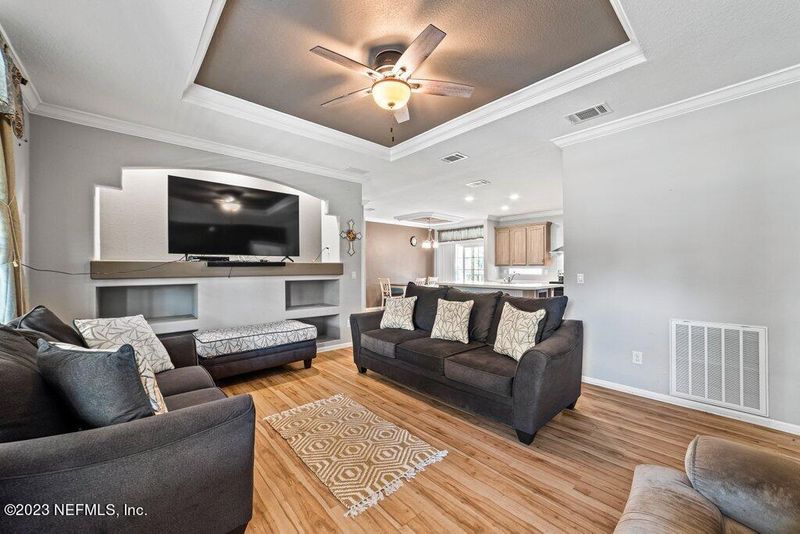 247 Bird Rd, Jacksonville, FL 32218