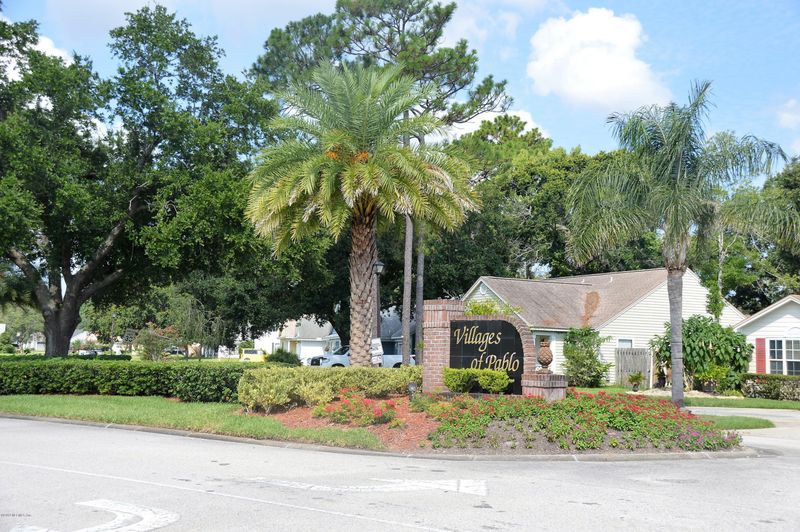 2471 Bluffton Dr, Jacksonville, FL 32224