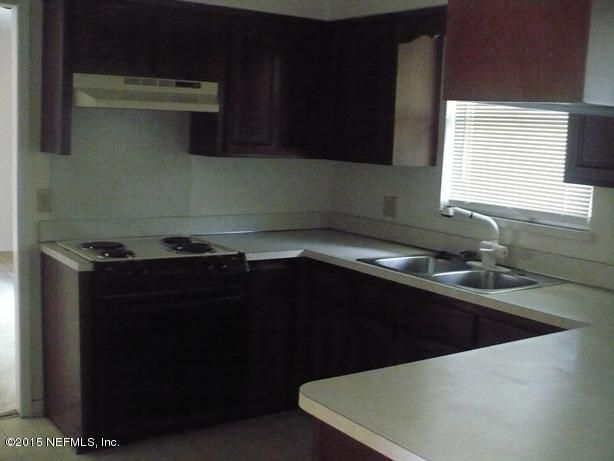 248 Foxridge Rd, Orange Park, FL 32065