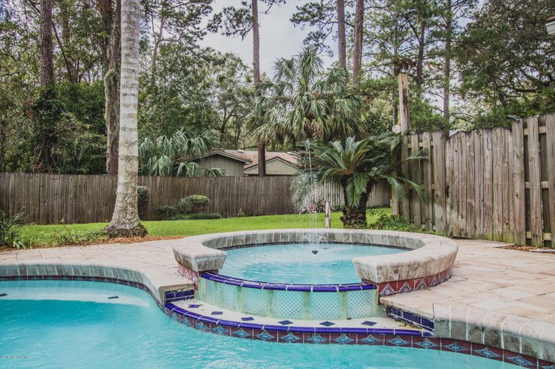2486 Shalimar Ln, Orange Park, FL 32073