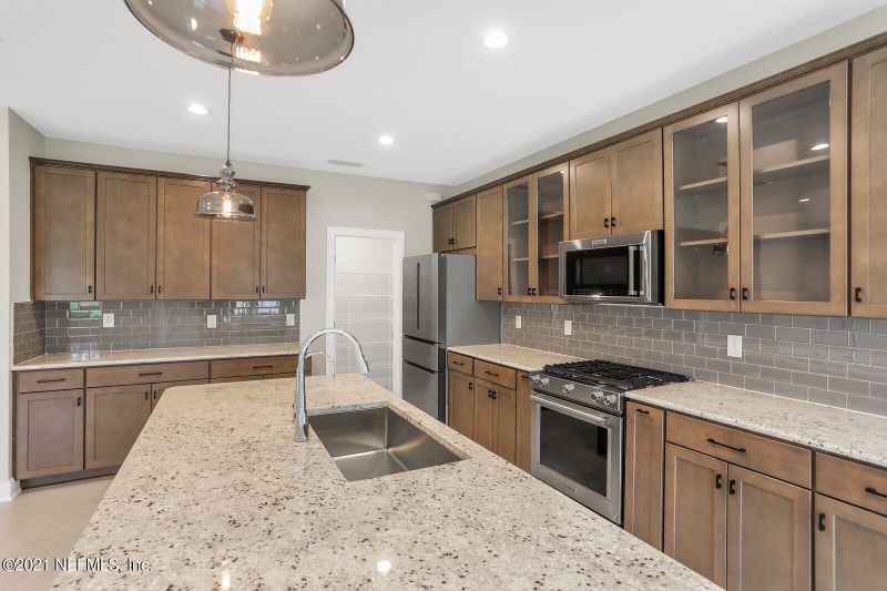 249 Morning Mist Ln, St Johns, FL 32259