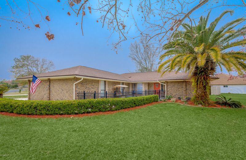 2492 Ridgecrest Ave, Orange Park, FL 32065