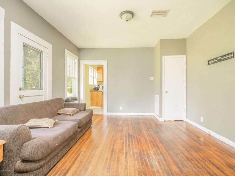 24929 Crawford Rd, Callahan, FL 32011