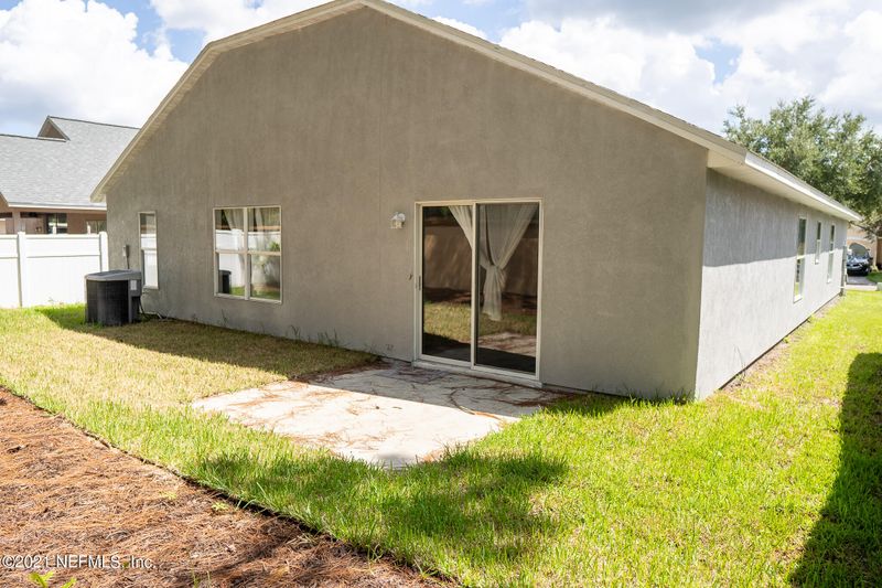 250 Brookchase Ln W, Jacksonville, FL 32225