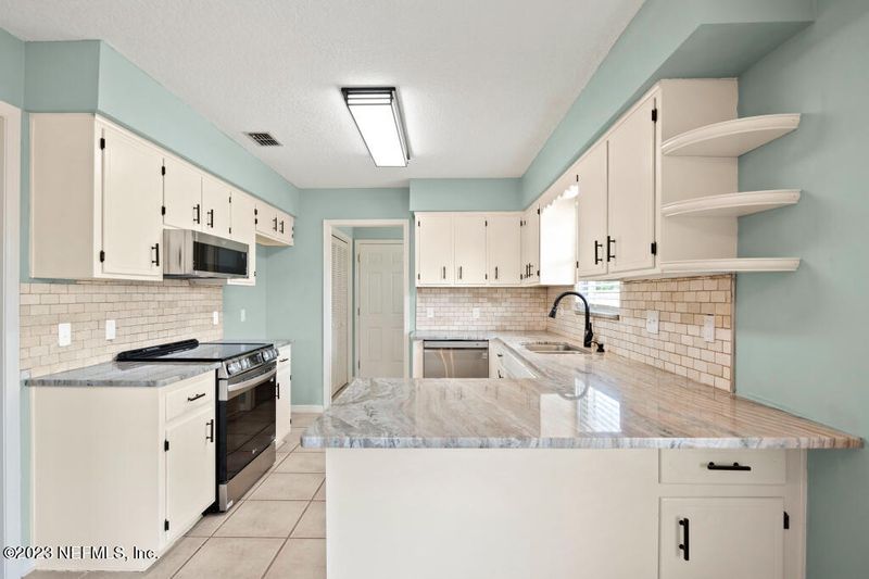 2500 Ridgecrest Ave, Orange Park, FL 32065