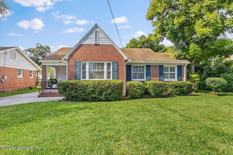 2504 Pineridge Rd, Jacksonville, FL 32207