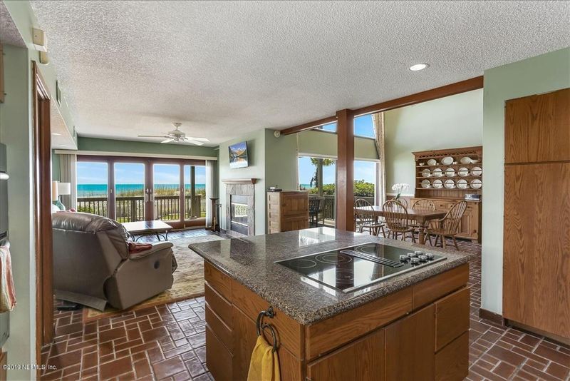 2507 Ocean Dr S, Jacksonville Beach, FL 32250