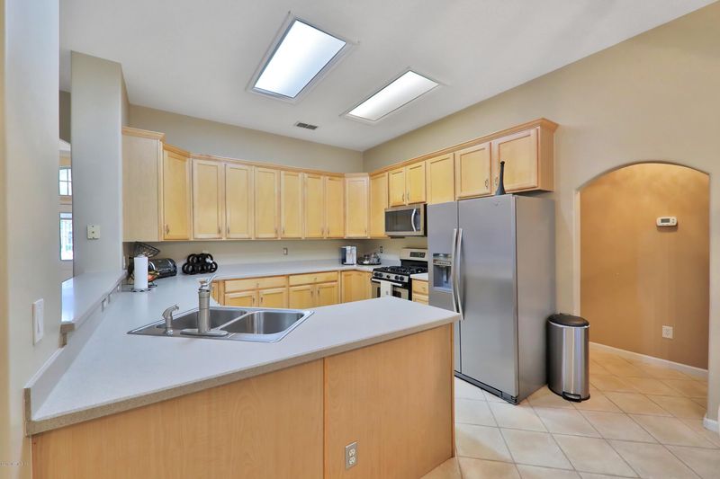 2507 Willow Creek Dr, Fleming Island, FL 32003