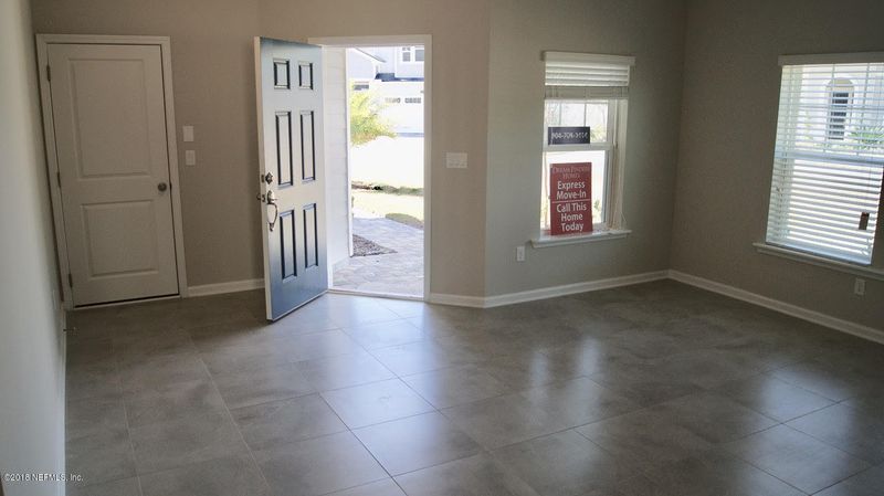 251 Red Cedar Dr, St Johns, FL 32259