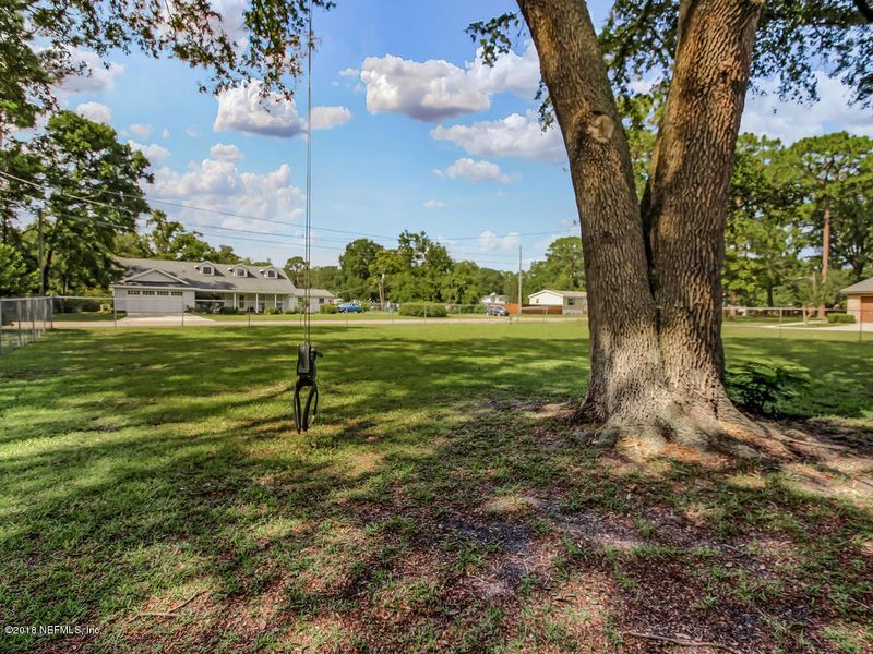 2510 Water Bluff Dr, Jacksonville, FL 32218
