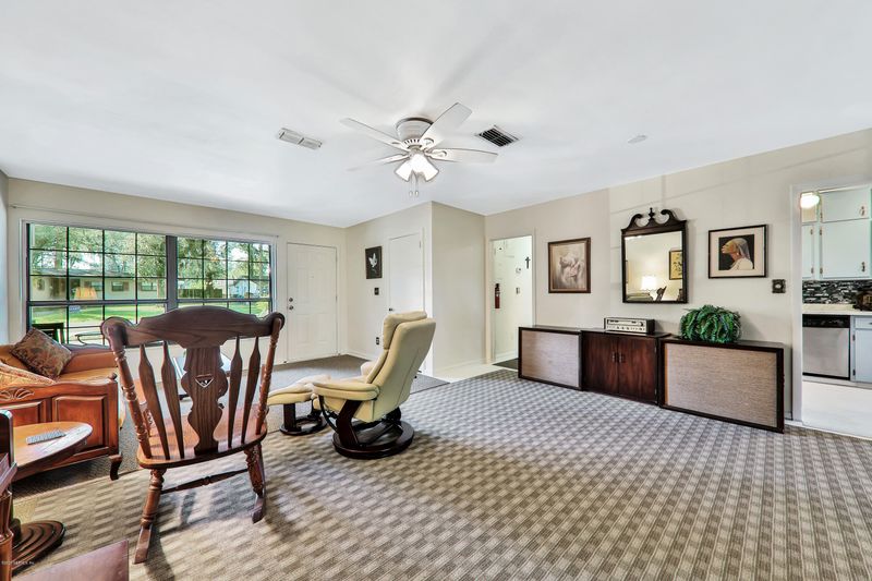 2511 Kellow Cir, Jacksonville, FL 32216