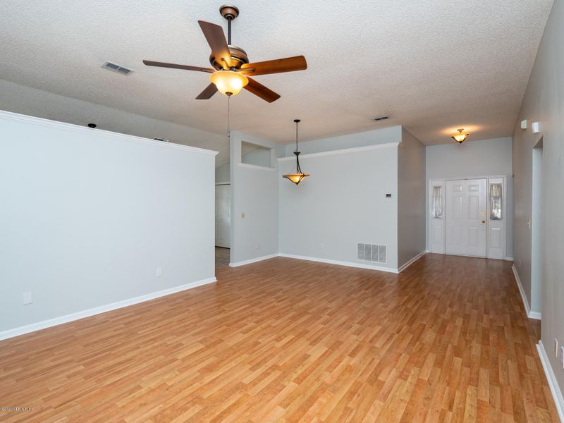 2511 Winding Spring Ct, Jacksonville, FL 32246
