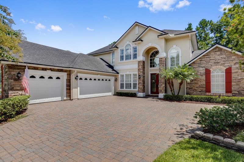 252 St Johns Forest Blvd, St Johns, FL 32259