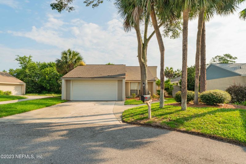 2525 Dauphine Ct W, Ponte Vedra Beach, FL 32082