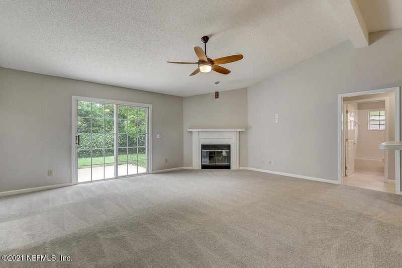 2529 Canyon Creek Trl E, Jacksonville, FL 32246