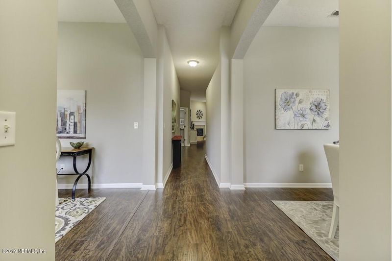 253 N Lake Cunningham Ave, St Johns, FL 32259