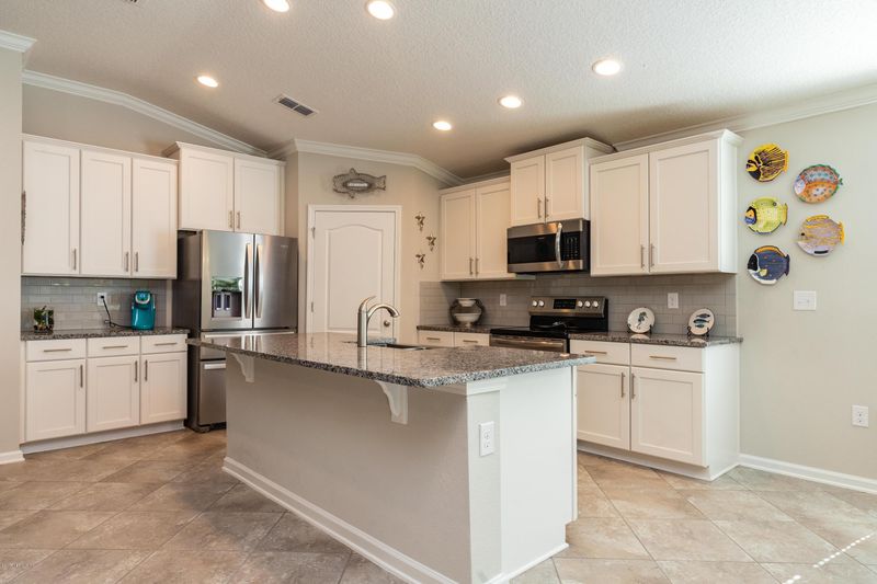 253 Pickett Dr, St Augustine, FL 32084