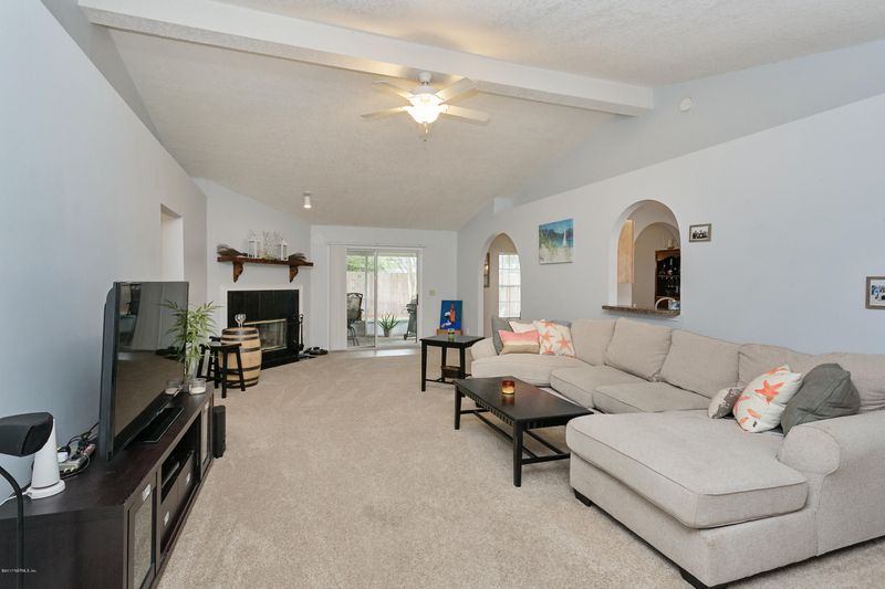 2530 Canyon Creek Trl E, Jacksonville, FL 32246