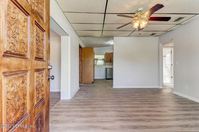 2534 Leonid Rd, Jacksonville, FL 32218