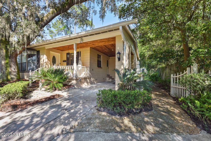 2535 Broward Rd, Jacksonville, FL 32218