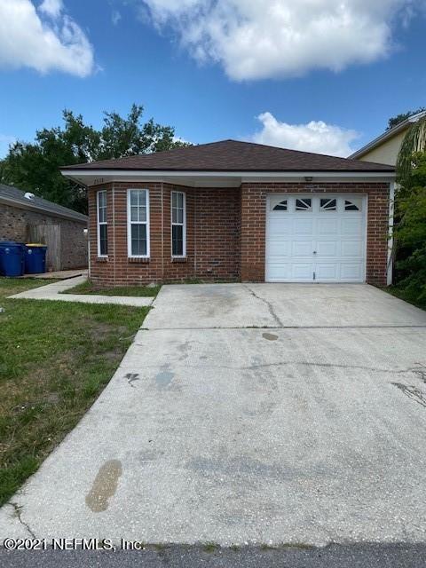 2538 Defender Ct, Jacksonville, FL 32233