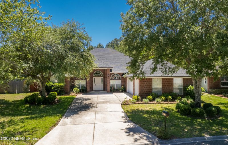 2540 Cedar Trace Dr W, Jacksonville, FL 32246