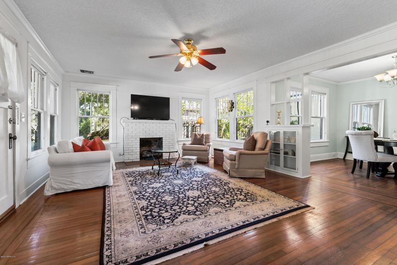 2540 Post St, Jacksonville, FL 32204