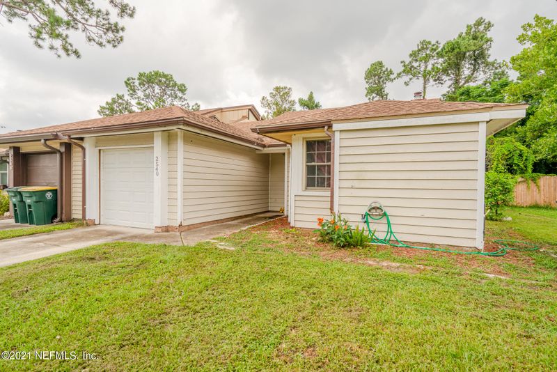 2540 White Horse Rd W, Jacksonville, FL 32246