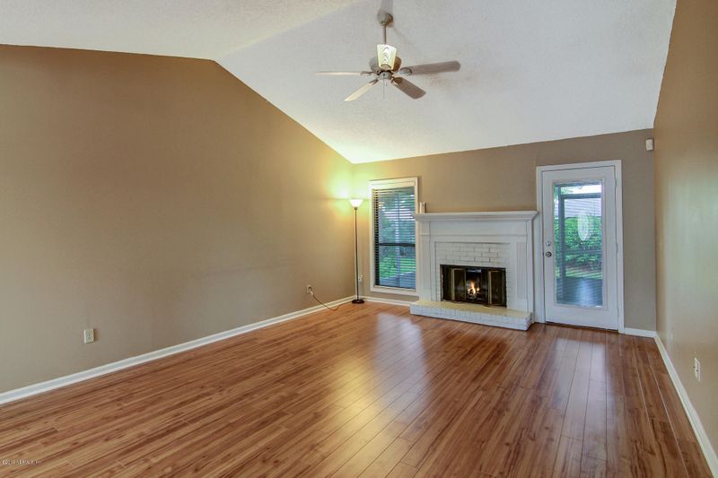 2545 Chesterbrook Ct, Jacksonville, FL 32224