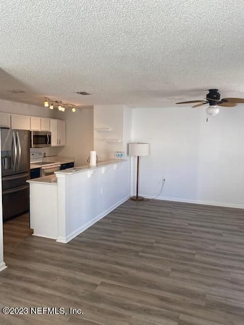 2546 Haywood Estates Ln, Atlantic Beach, FL 32233