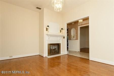 2549 Nobleman Ct, Jacksonville, FL 32223