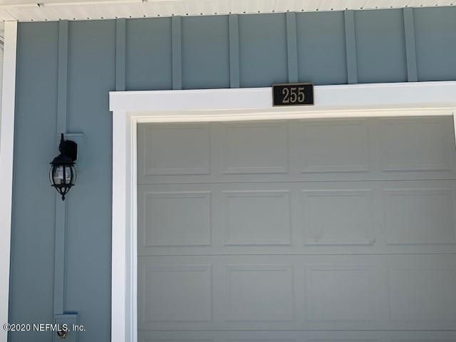 255 Aralia Ln, Jacksonville, FL 32216