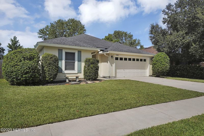 2550 Coachman Lakes Dr, Jacksonville, FL 32246