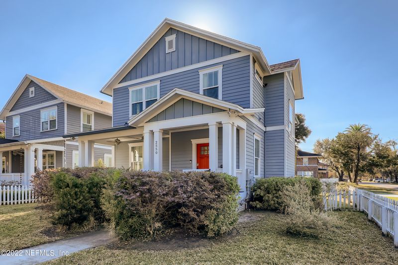 2550 College St, Jacksonville, FL 32204