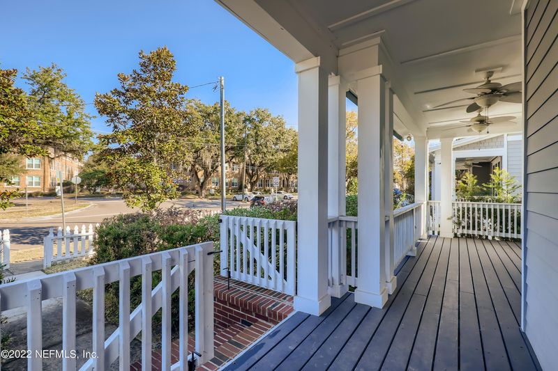 2550 College St, Jacksonville, FL 32204