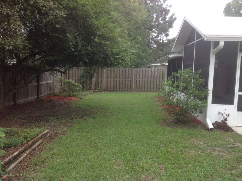 2551 Eiffel Cir W, Jacksonville, FL 32210
