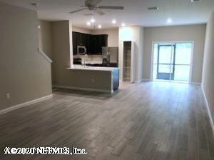 2556 Sandy Dune Dr, Jacksonville, FL 32233