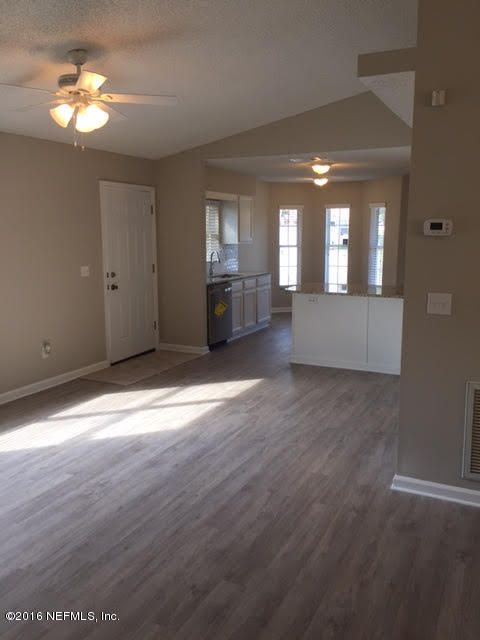 2559 Americas Cup Cir E, Jacksonville, FL 32233