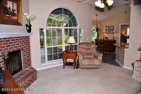 256 Clover Ct, St Johns, FL 32259