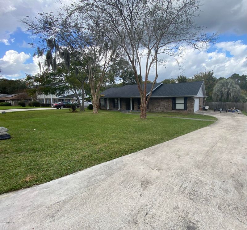 2560 Bottomridge Dr, Orange Park, FL 32065