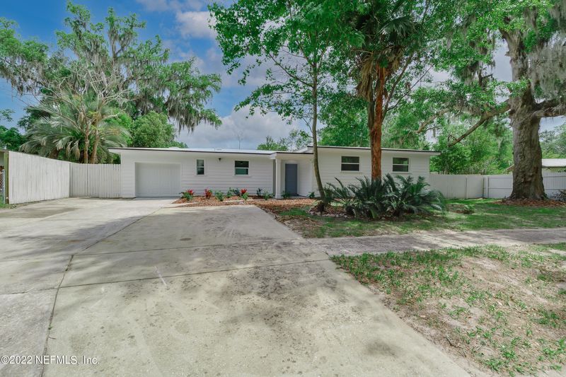2564 Ebersol Rd, Jacksonville, FL 32216
