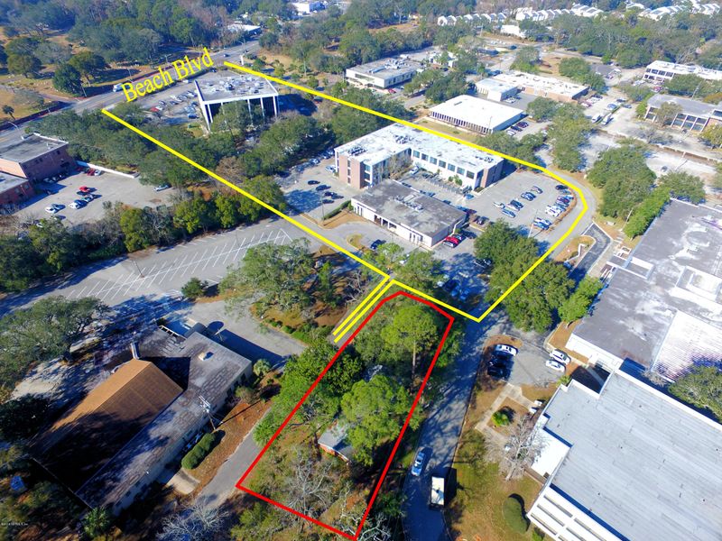 2569 Club Ter E, Jacksonville, FL 32207