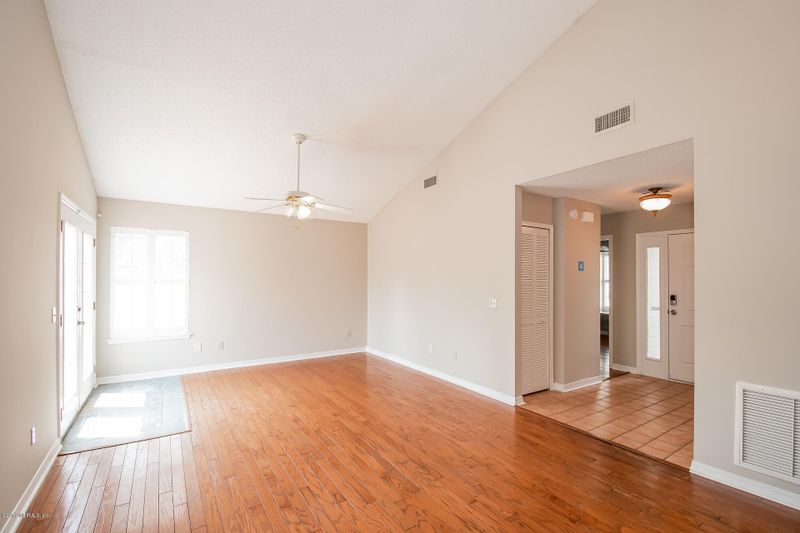 257 Charlemagne Cir, Ponte Vedra Beach, FL 32082
