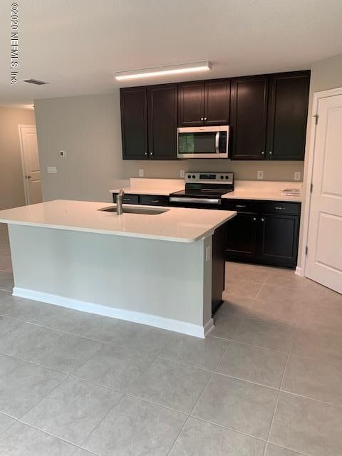 2575 Glory Trl, Jacksonville, FL 32210
