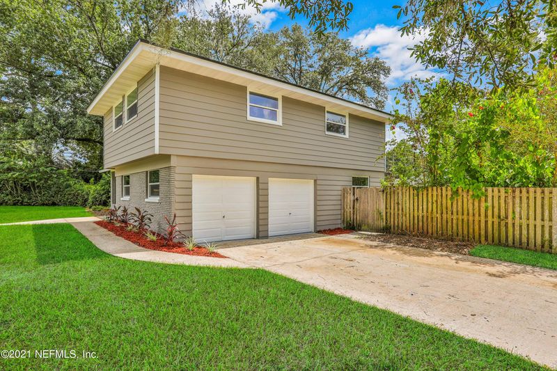 2578 Hazel Dr, Jacksonville, FL 32216