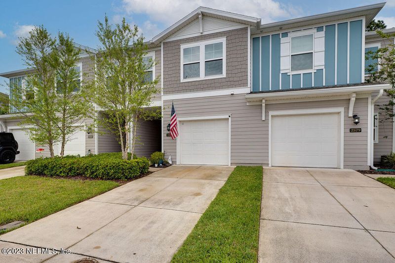 2581 Sandy Dune Dr, Atlantic Beach, FL 32233