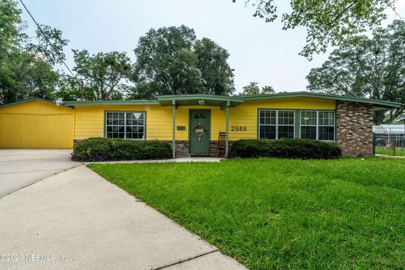 2589 Mayapple Rd E, Jacksonville, FL 32211