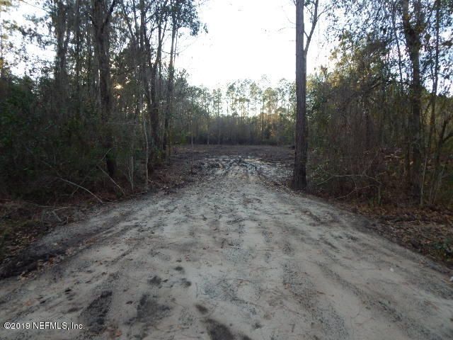2589 Silver Moss Cir, Middleburg, FL 32068