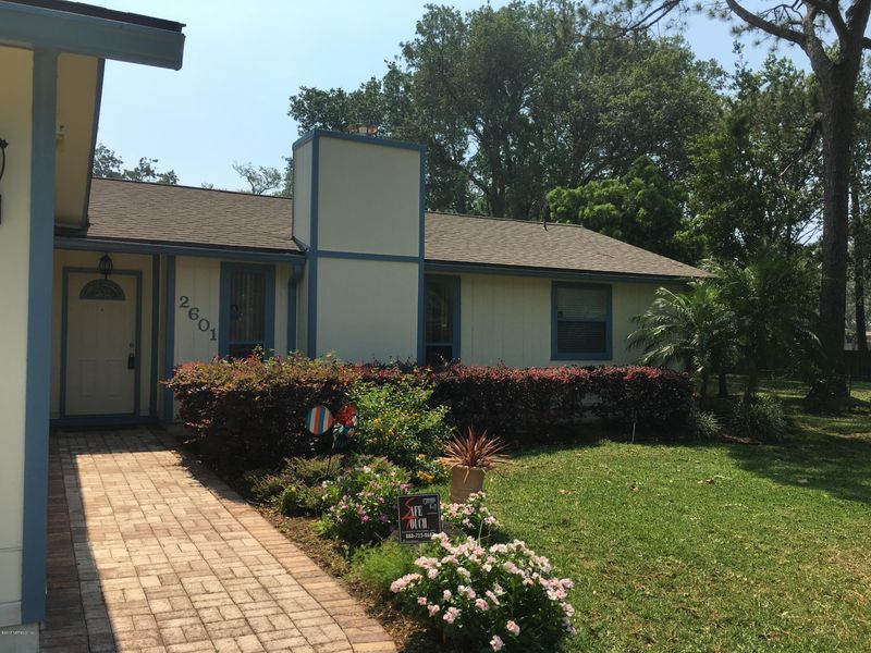 2601 Stern Dr E, Jacksonville, FL 32233